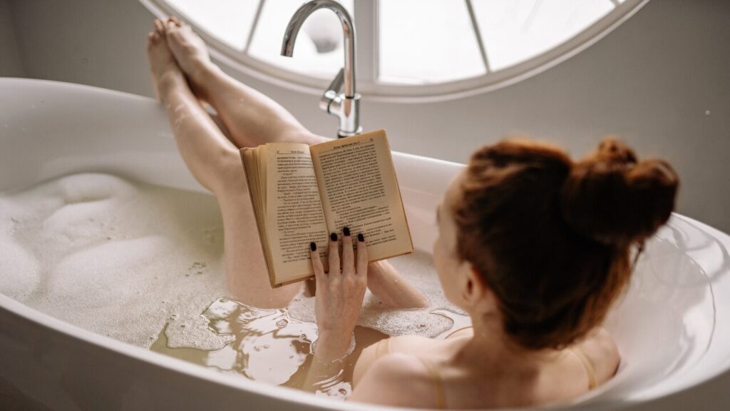 朝風呂で読書