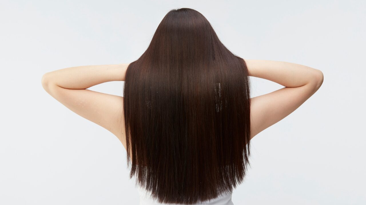 髪が重く感じる原因とは?