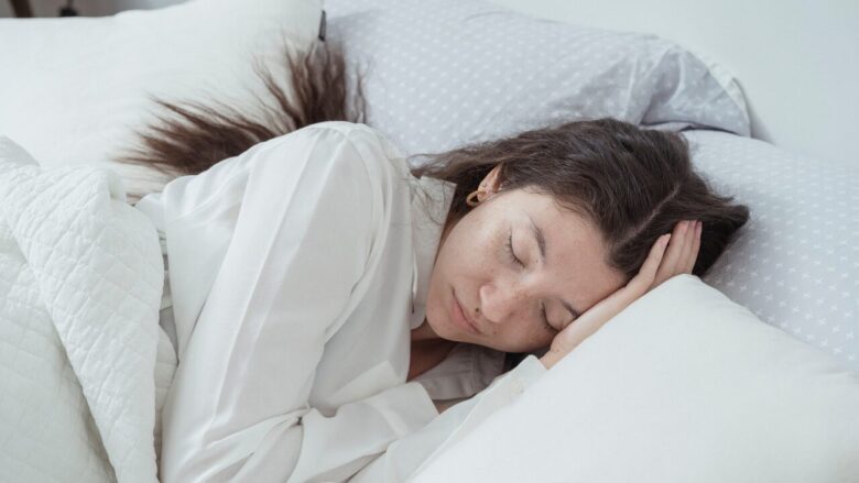⑥ 良質な睡眠を確保する|寝る前のリラックス習慣